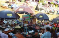 Độc đáo chợ nổi Amphawa (Thái Lan)