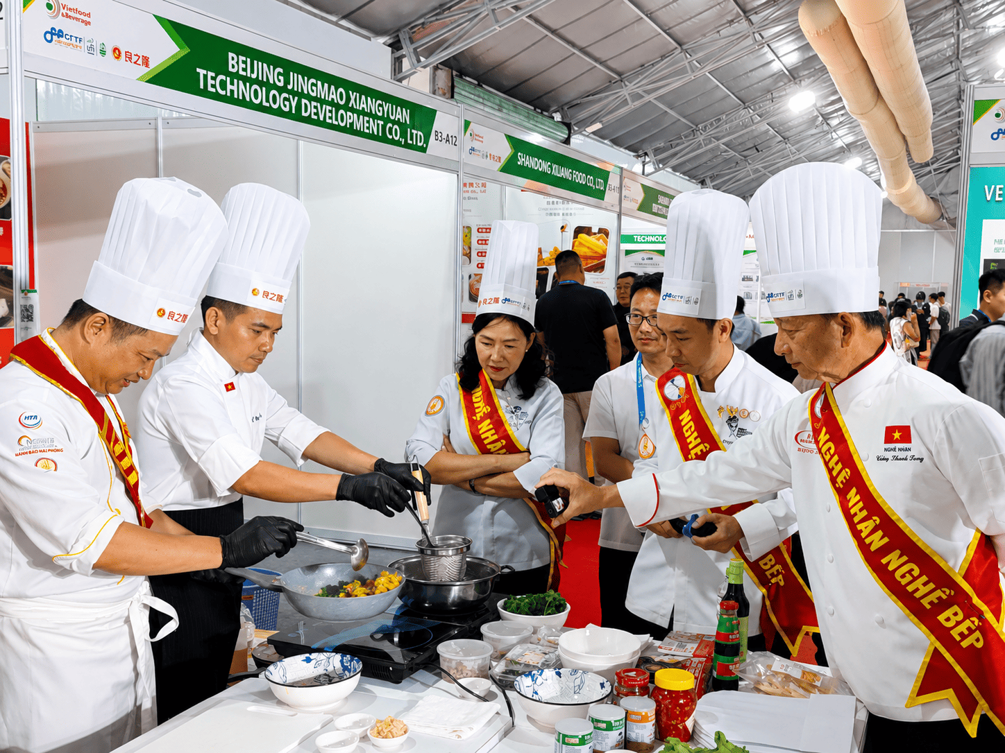 cac-dau-bep-phien-chieu-1786211775.png