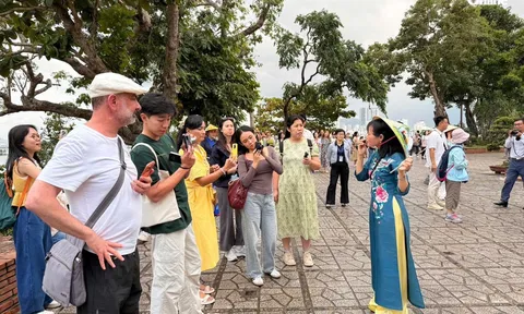 Đoàn famtrip của Scoot Air khảo sát du lịch Khánh Hòa