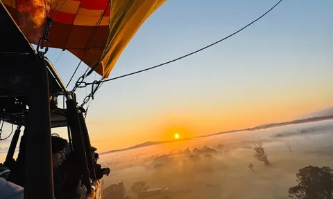 Ngắm bình minh nước Úc trên khinh khí cầu Gold Coast