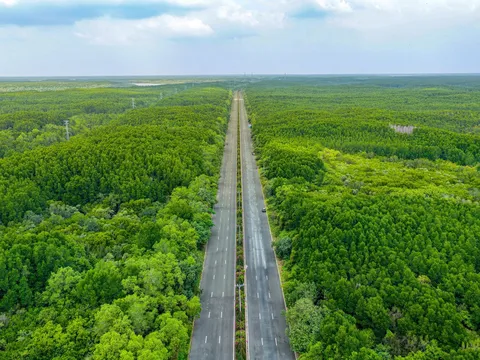 Tour trực thăng được kỳ vọng tạo điểm nhấn du lịch TP Hồ Chí Minh