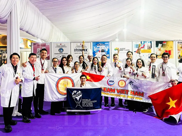 Bản sắc Việt tỏa sáng trong chiếc bánh ‘Pizza bò kho’ tại La Cuisine Indonesia 2025